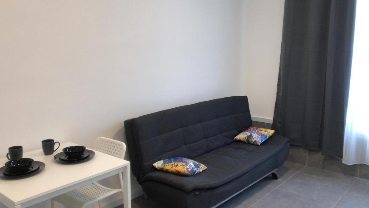 Isramax Low-Cost Apartment Near The Sea. 巴特亚姆 外观 照片