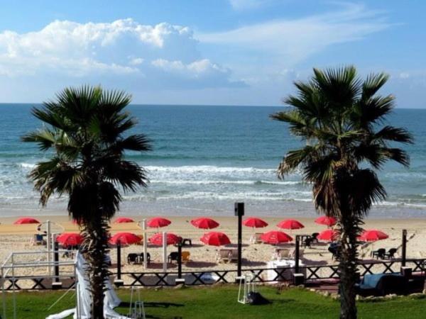 Isramax Low-Cost Apartment Near The Sea. 巴特亚姆 外观 照片